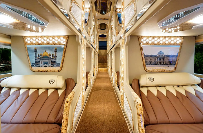 Take the fast and luxurious bus between Saigon and Nha Trang, only six hours!